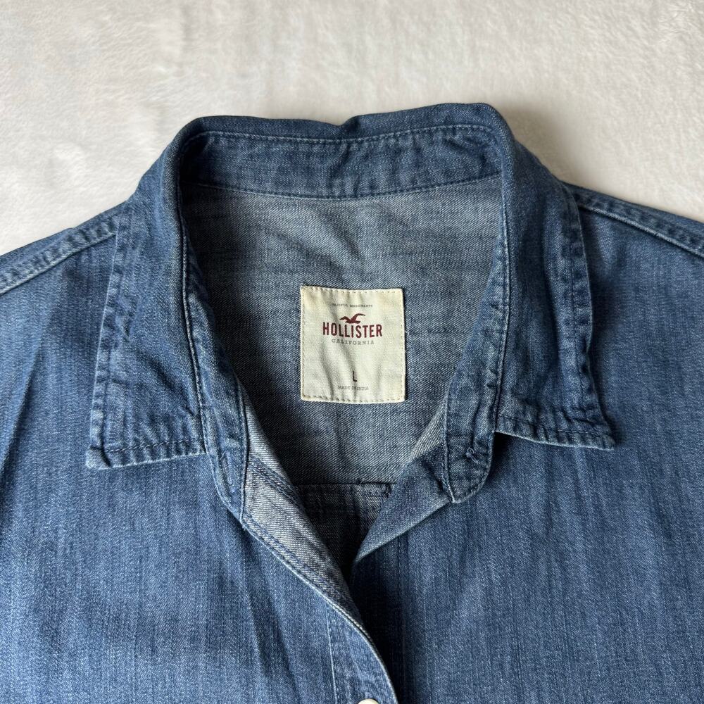 Hollister Denim Button Up Shirt Women’s Medium Chambray Long Sleeve Casual Top - Picture 7 of 8